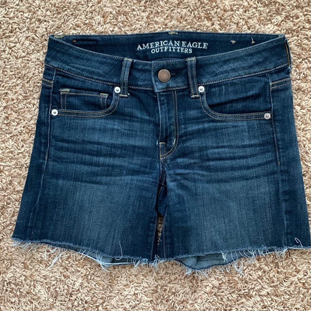 American Eagle jean shorts. Size 6.